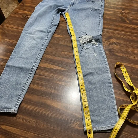 Levi’s 711 Skinny Jeans Light Wash size 29 - Picture 8 of 10